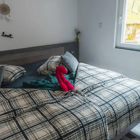 Apartma In Wellness Mesecina Apartman Libelice